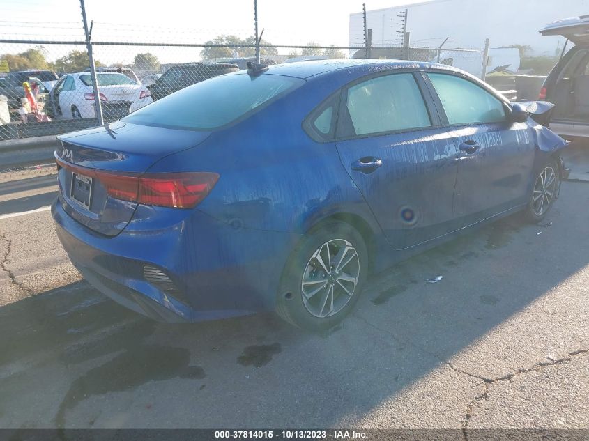 3KPF24AD1NE493702 2022 Kia Forte Lxs