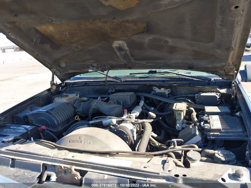 1999 Chevrolet Suburban VIN: 3GNFK16R2XG228532 Lot: 37816073