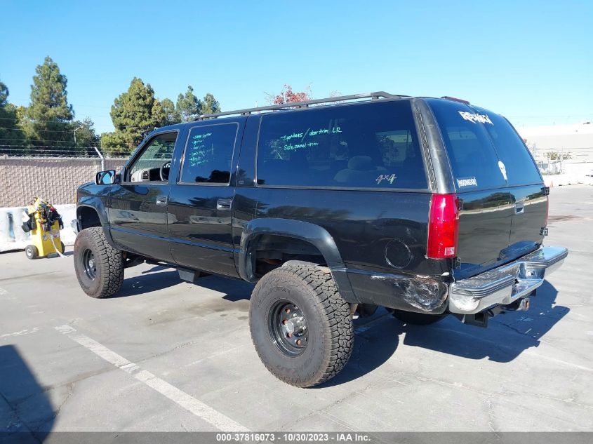 1999 Chevrolet Suburban VIN: 3GNFK16R2XG228532 Lot: 37816073