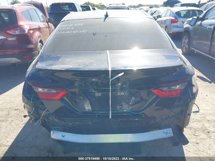 4T1G11AK8MU552017 2021 Toyota Camry Se