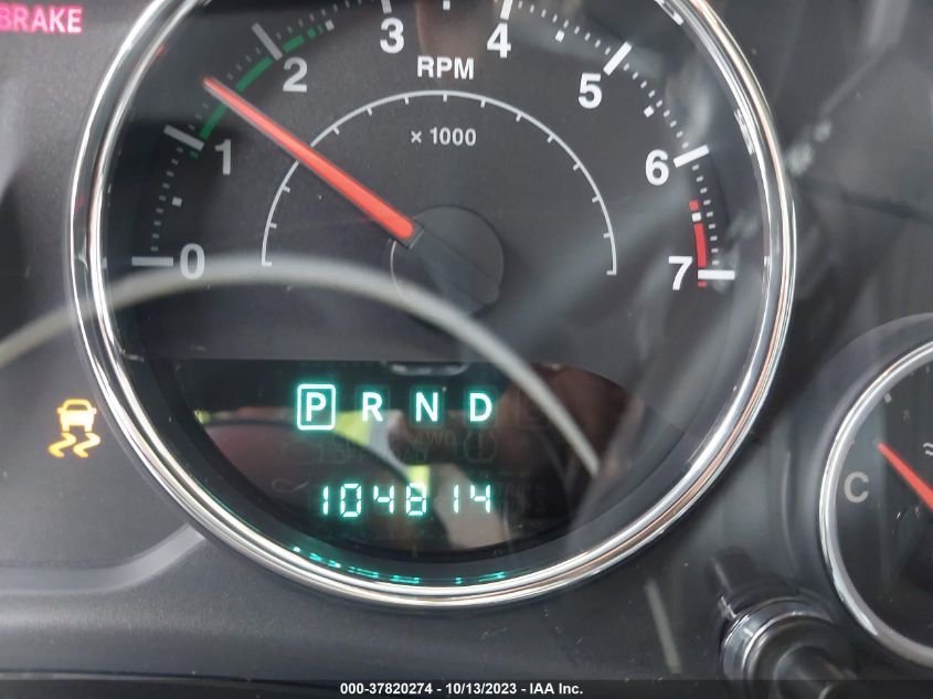 1C4BJWDG3EL200554 2014 Jeep Wrangler Unlimited Freedom Edition