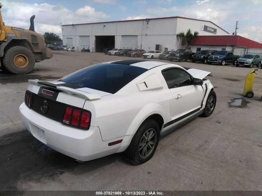 1ZVFT80N155144157 2005 Ford Mustang Deluxe/Premium