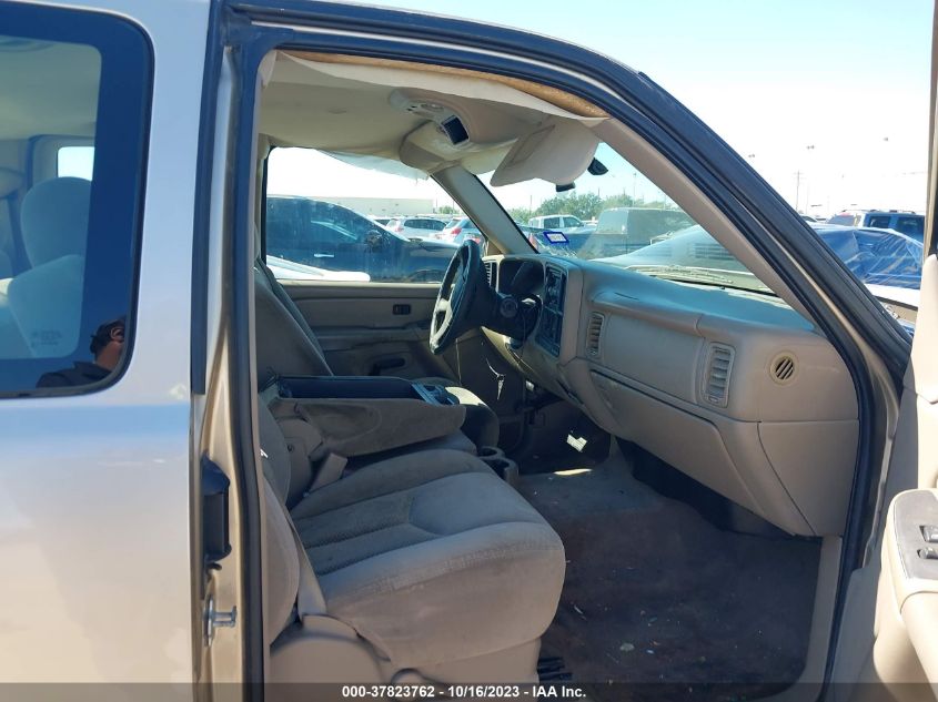 2005 Chevrolet Silverado 1500 Ls VIN: 2GCEC19V451180399 Lot: 37823762