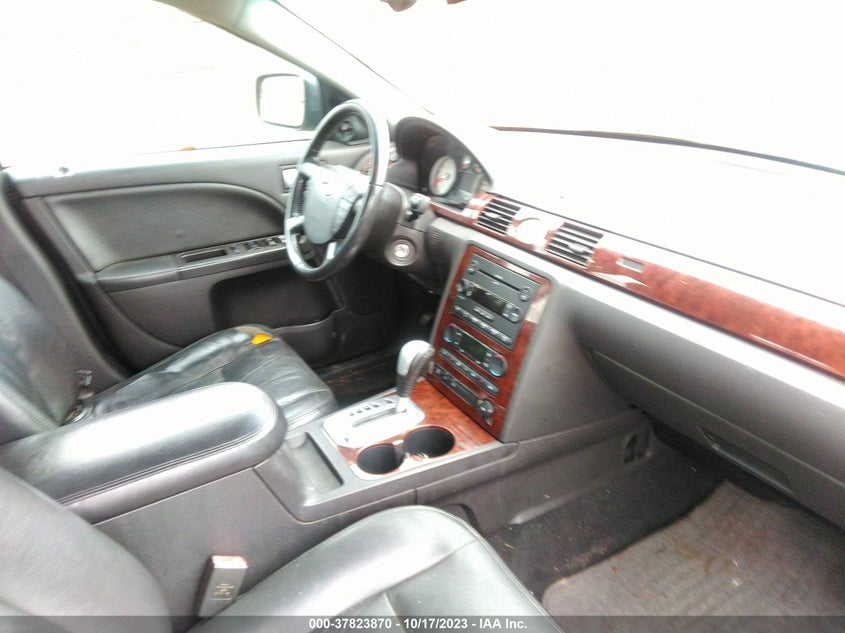 2005 Ford Five Hundred Limited VIN: 1FAHP28195G111898 Lot: 37823870