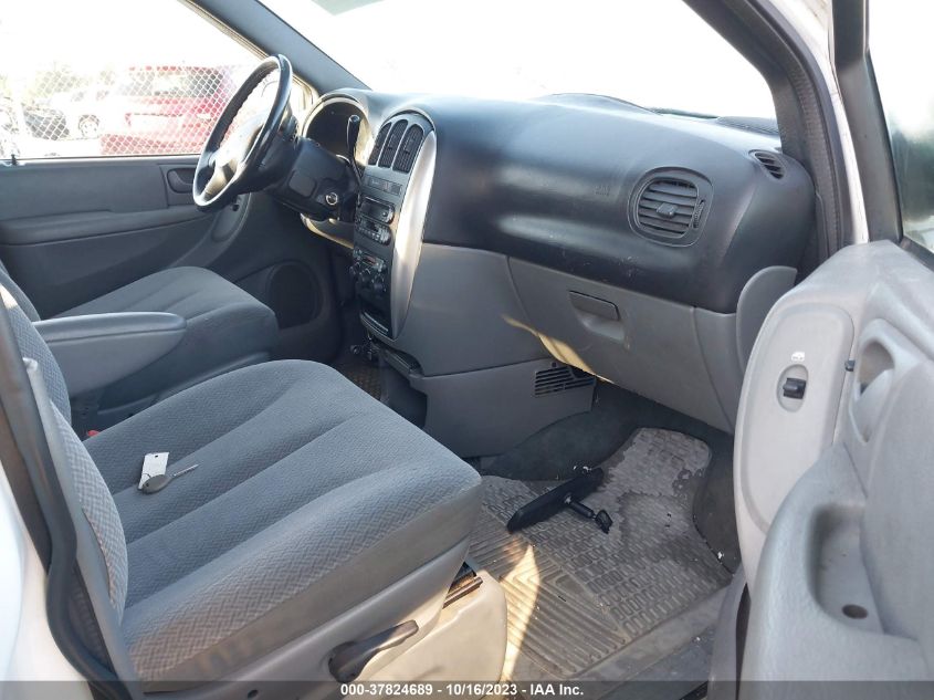 2005 Chrysler Town & Country Touring VIN: 2C4GP54L15R185216 Lot: 37824689