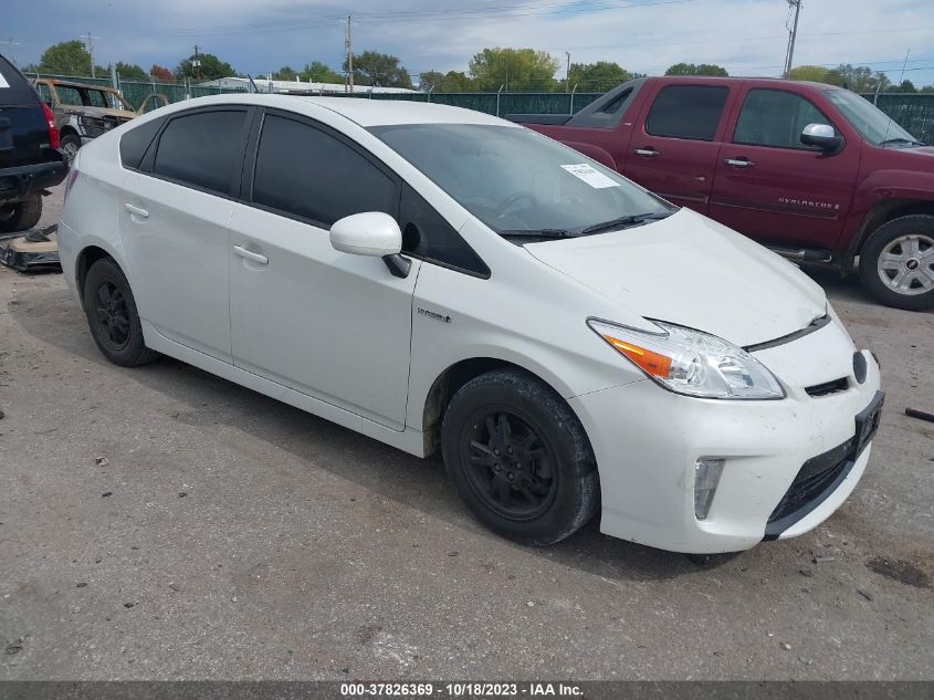 JTDKN3DU9F0435407 2015 Toyota Prius Three