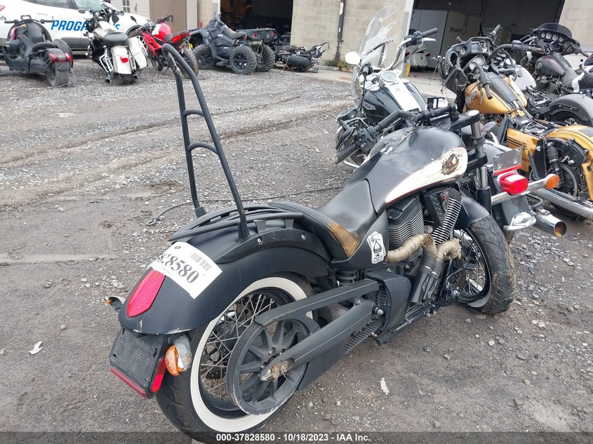2013 VICTORY MOTORCYCLES HIGH-BALL - 5VPWB36N5D3018475