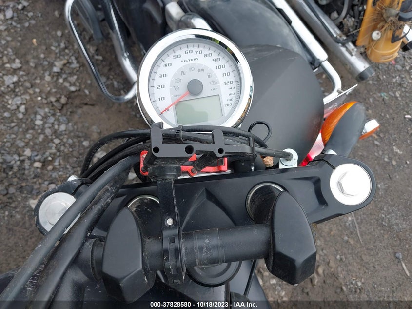 2013 VICTORY MOTORCYCLES HIGH-BALL - 5VPWB36N5D3018475
