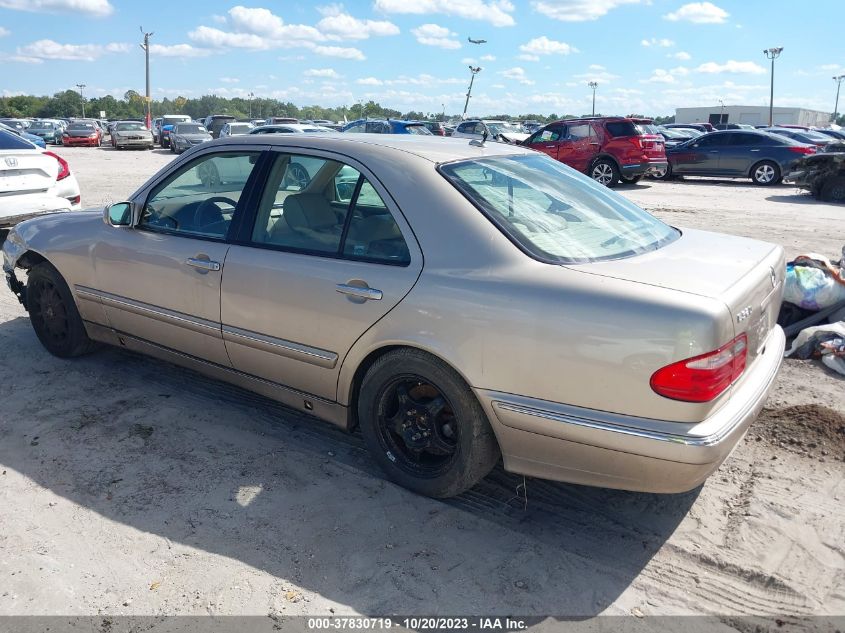 2000 Mercedes-Benz E 320 VIN: WDBJF65J0YB082589 Lot: 37830719