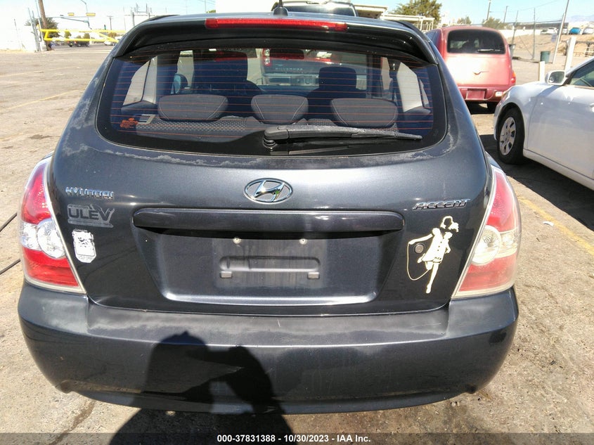 2011 Hyundai Accent Gs VIN: KMHCM3AC3BU200535 Lot: 37831388