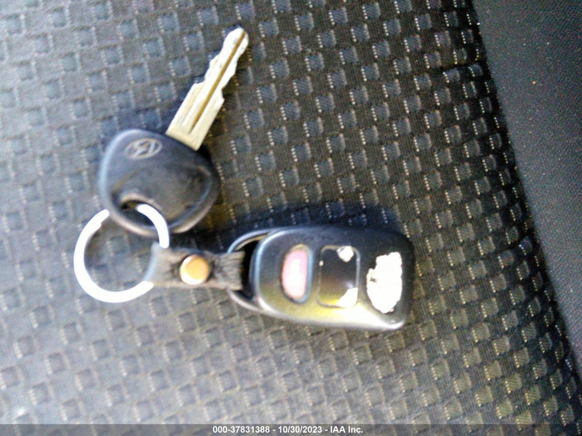 2011 Hyundai Accent Gs VIN: KMHCM3AC3BU200535 Lot: 37831388