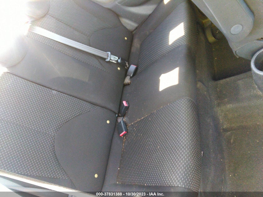 2011 Hyundai Accent Gs VIN: KMHCM3AC3BU200535 Lot: 37831388