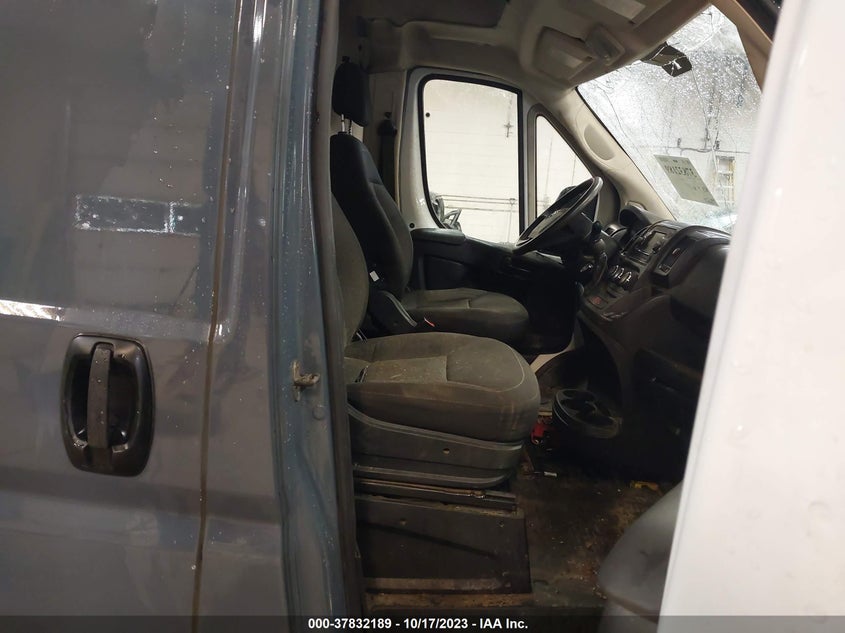 2018 Ram Promaster 2500 High Roof 159" Wb VIN: 3C6TRVDG9JE161177 Lot: 37832189