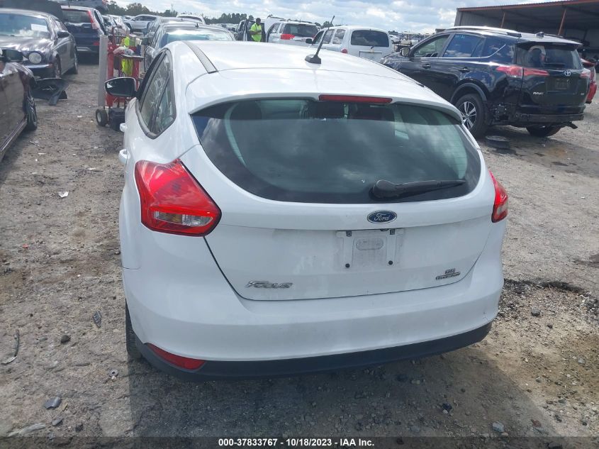 1FADP3K23FL280068 2015 Ford Focus Se