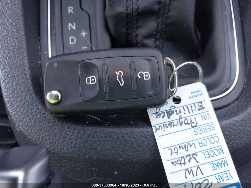 2017 Volkswagen Jetta 1.4T Se VIN: 3VWDB7AJ3HM321449 Lot: 37833964