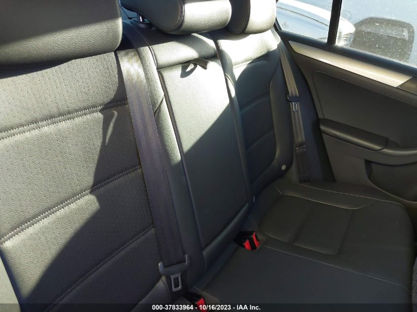 2017 Volkswagen Jetta 1.4T Se VIN: 3VWDB7AJ3HM321449 Lot: 37833964