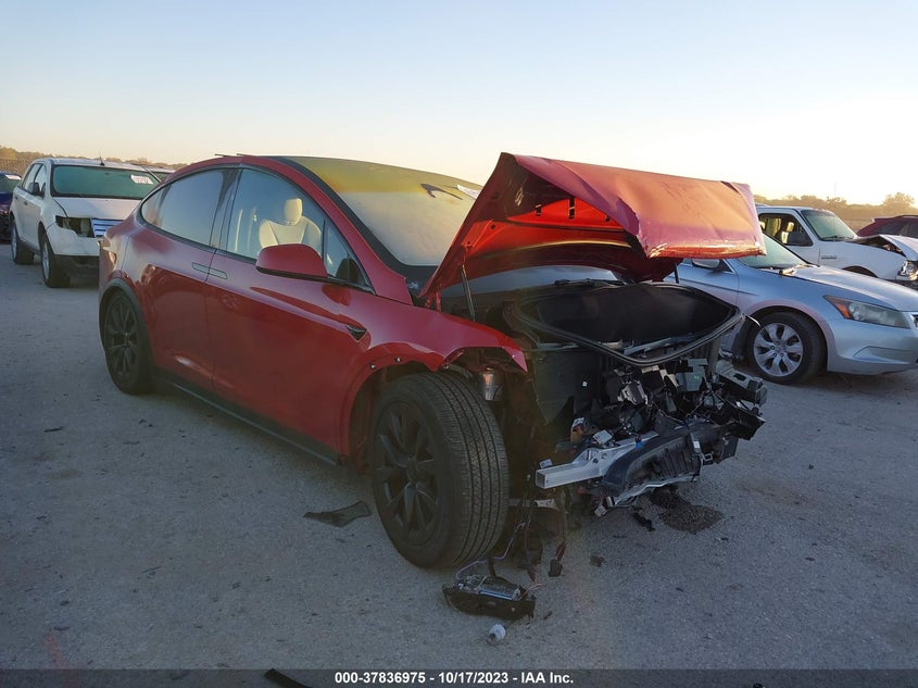 2022 Tesla Model X Dual Motor All-Wheel Drive VIN: 7SAXCAE57NF358823 Lot: 37836975