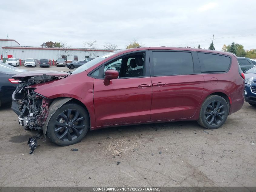 2019 Chrysler Pacifica Touring Plus VIN: 2C4RC1FG0KR708475 Lot: 37840106