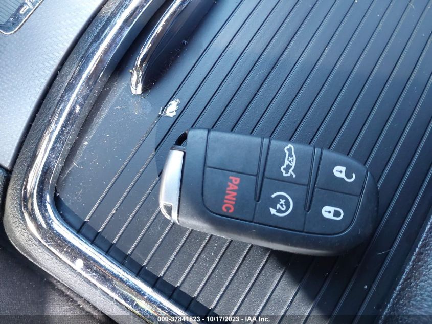 2C3CDXCT0EH358819 2014 Dodge Charger Rt