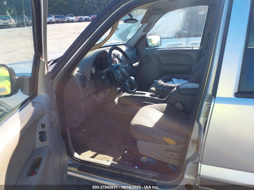 2004 Jeep Liberty Sport VIN: 1J4GK48K44W128244 Lot: 37842831