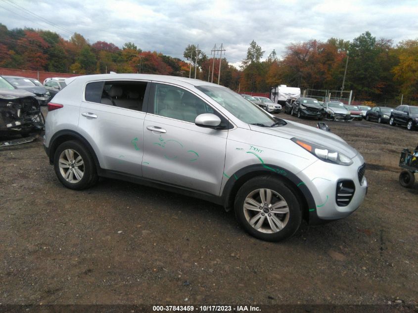 KNDPMCAC4H7295815 2017 KIA SPORTAGE - Image 1