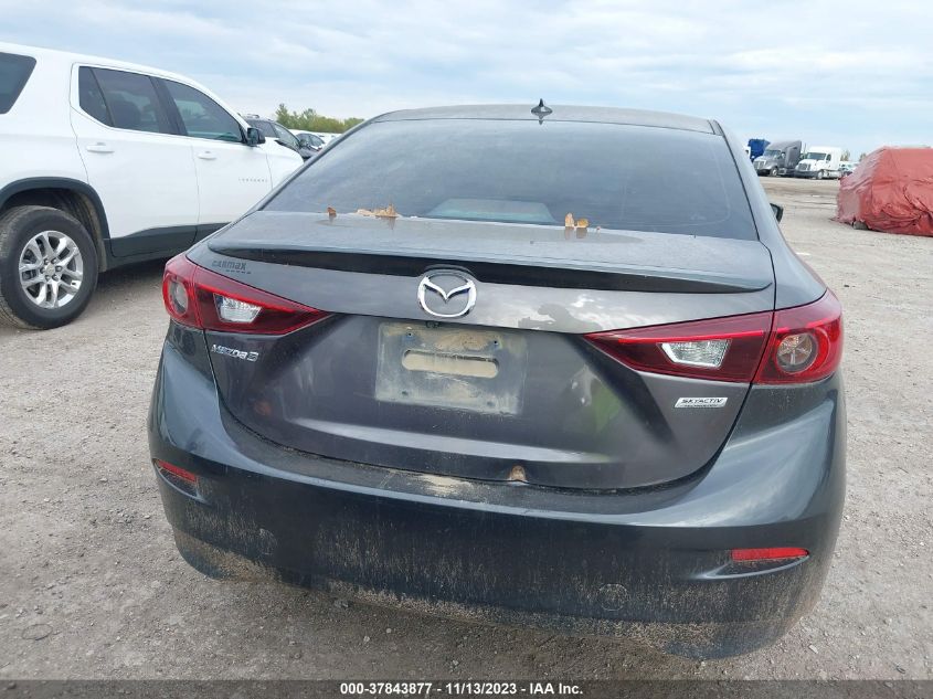 3MZBN1V39JM249248 2018 Mazda Mazda3 Touring