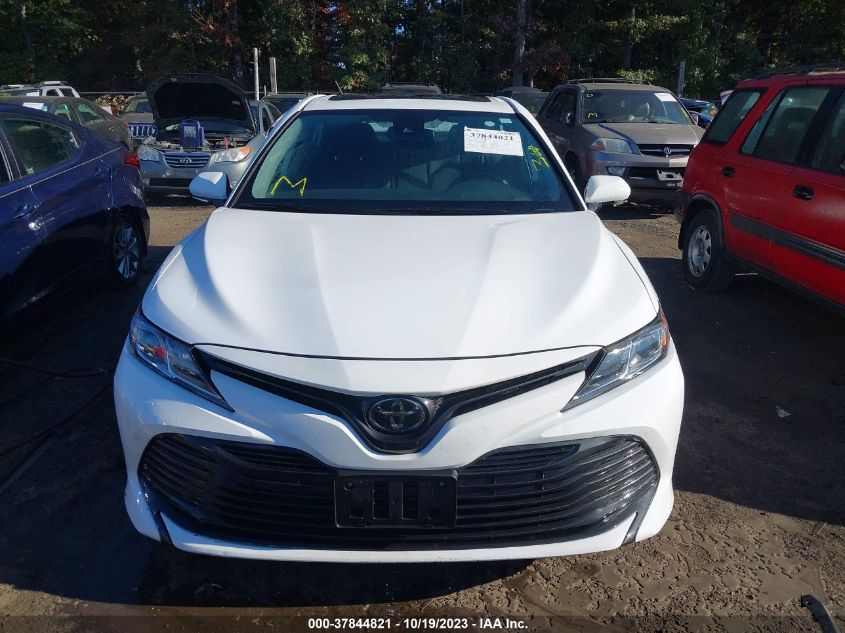 2019 Toyota Camry Le VIN: 4T1B11HK1KU826994 Lot: 37844821