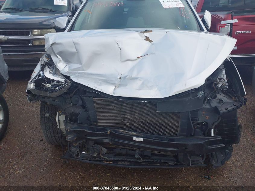 2017 Hyundai Santa Fe Sport 2.4L VIN: 5XYZU3LB3HG471818 Lot: 37845580