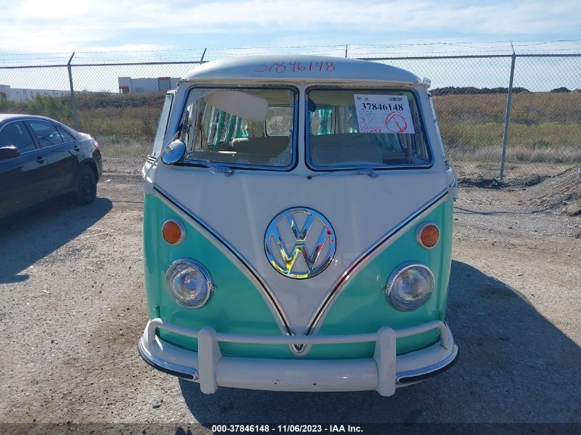 1974 Volkswagen Kombi Bus VIN: BH328017REM Lot: 37846148