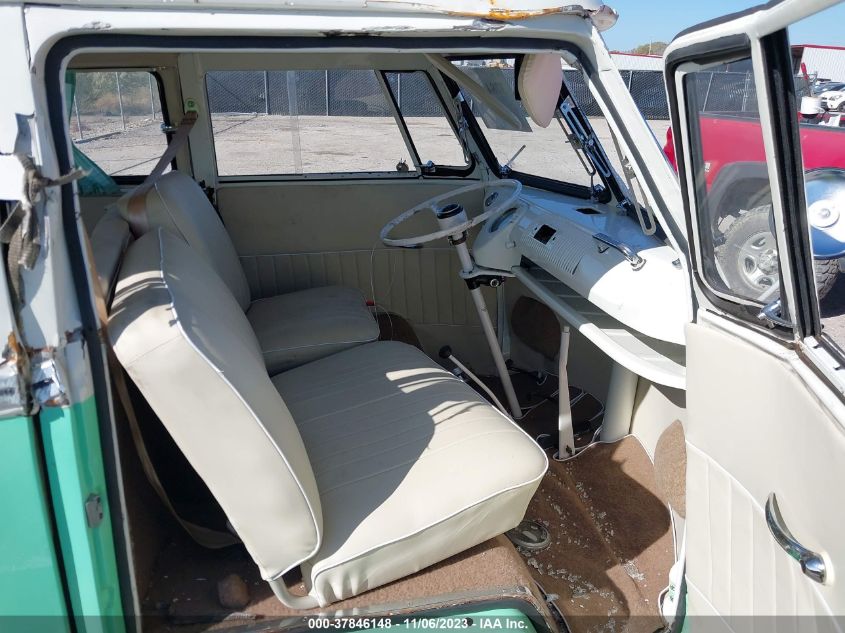 1974 Volkswagen Kombi Bus VIN: BH328017REM Lot: 37846148