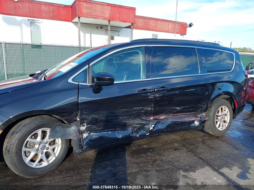 VIN 2C4RC1DG1LR265287 2020 CHRYSLER VOYAGER LXI