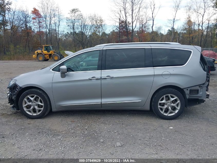 2018 Chrysler Pacifica Touring L VIN: 2C4RC1BG0JR361783 Lot: 37849629