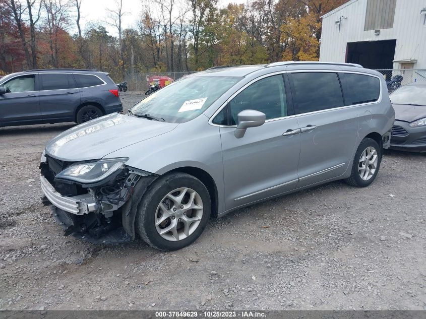 2018 Chrysler Pacifica Touring L VIN: 2C4RC1BG0JR361783 Lot: 37849629