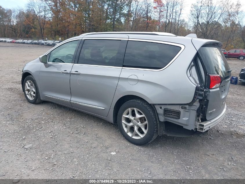 2018 Chrysler Pacifica Touring L VIN: 2C4RC1BG0JR361783 Lot: 37849629