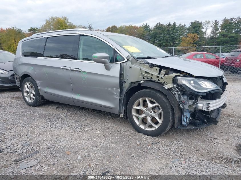 2018 Chrysler Pacifica Touring L VIN: 2C4RC1BG0JR361783 Lot: 37849629