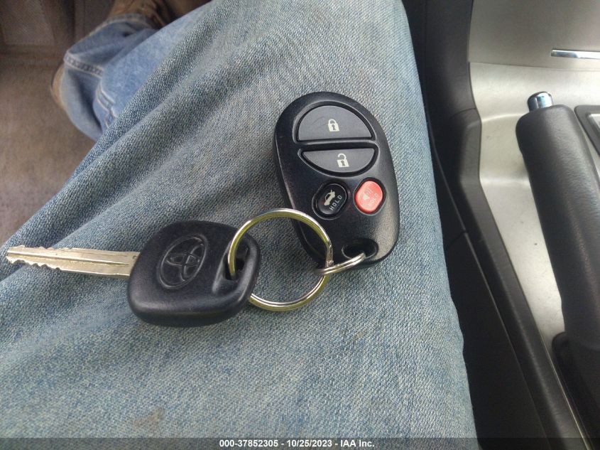 2007 Toyota Camry Solara Se/Sle/Se Sport VIN: 4T1FA38P77U126705 Lot: 37852305