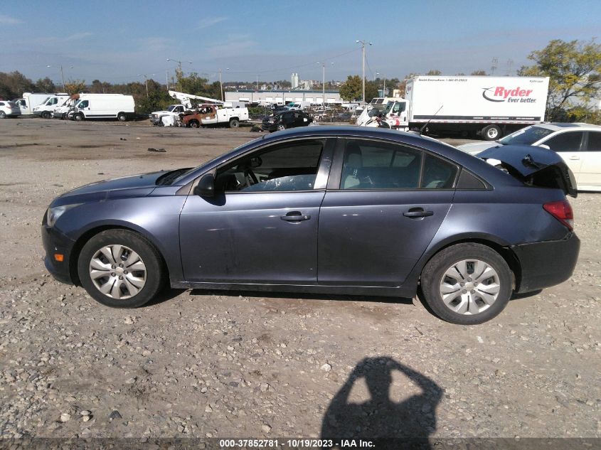 2014 Chevrolet Cruze Ls Auto VIN: 1G1PA5SG9E7171081 Lot: 37852781