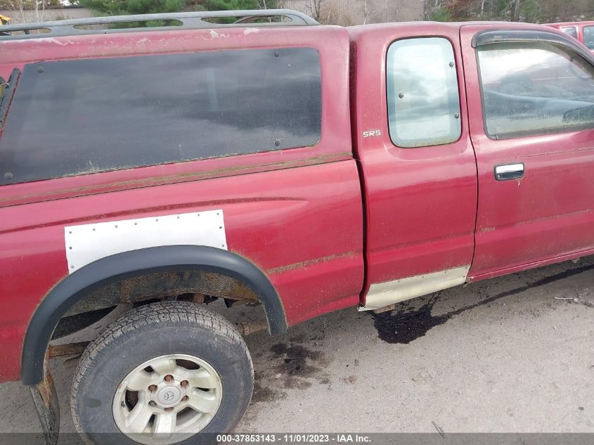 1998 Toyota Tacoma VIN: 4TAWN72N1WZ010744 Lot: 37853143