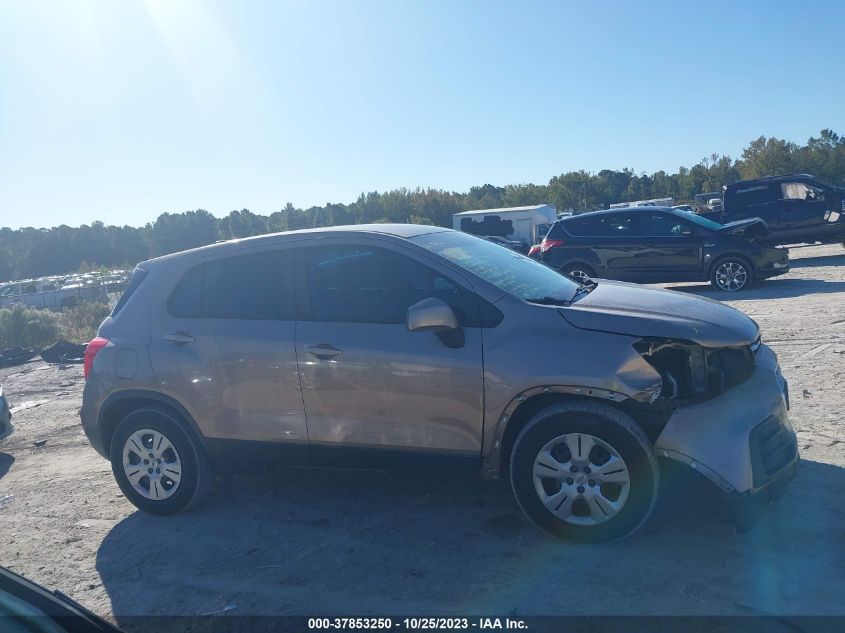 2018 Chevrolet Trax Ls VIN: 3GNCJKSBXJL282552 Lot: 37853250