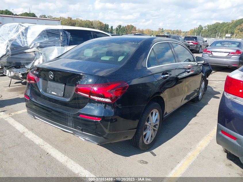 2019 Mercedes-Benz A 220 VIN: WDD3G4EB3KW025989 Lot: 37853459