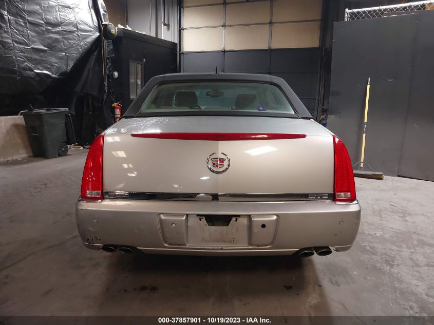 2007 Cadillac Dts Luxury I VIN: 1G6KD57Y47U183429 Lot: 37857901