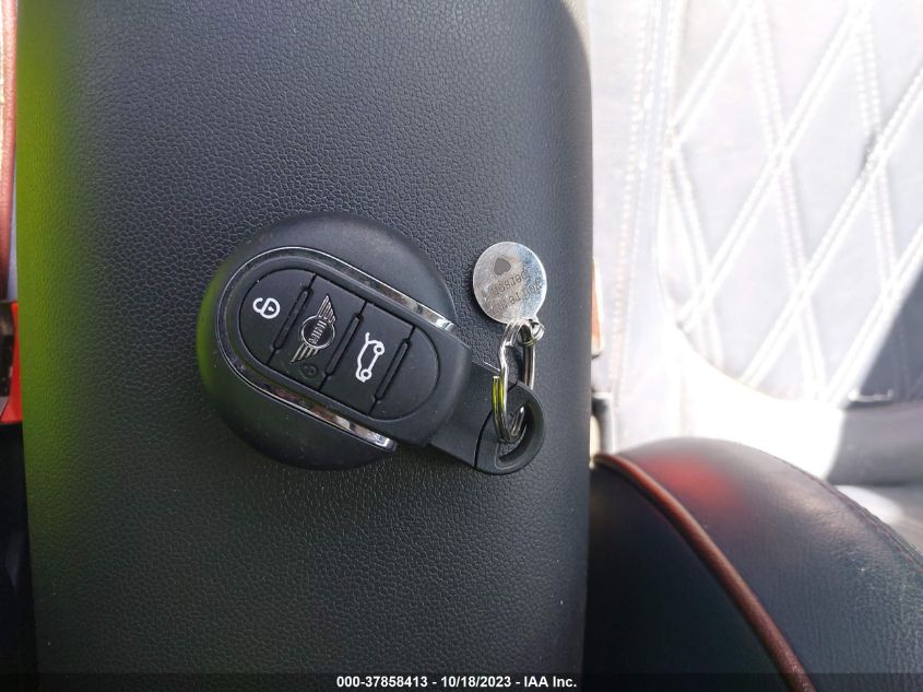 2017 Mini Clubman Cooper S VIN: WMWLU5C52H2C46361 Lot: 37858413