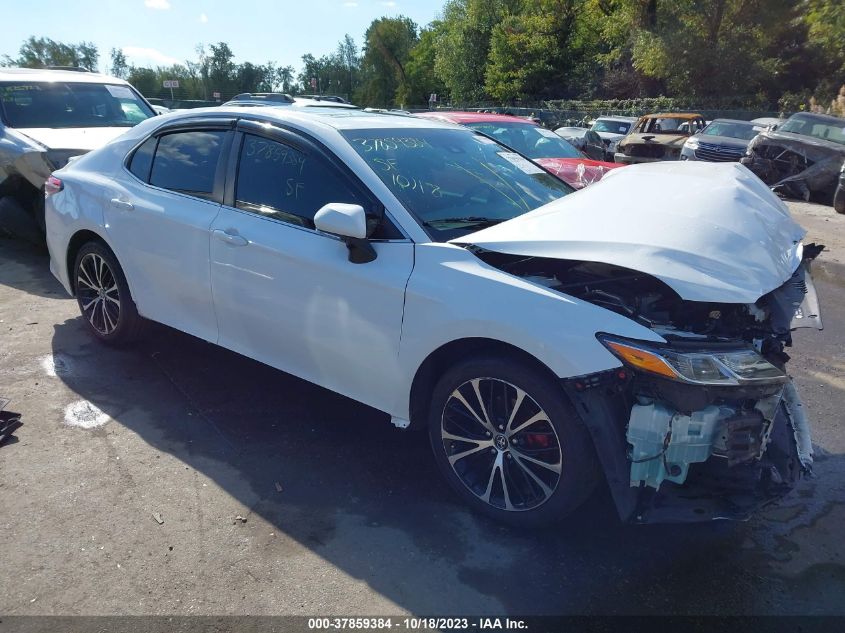 4T1B11HK4JU151530 2018 Toyota Camry Se