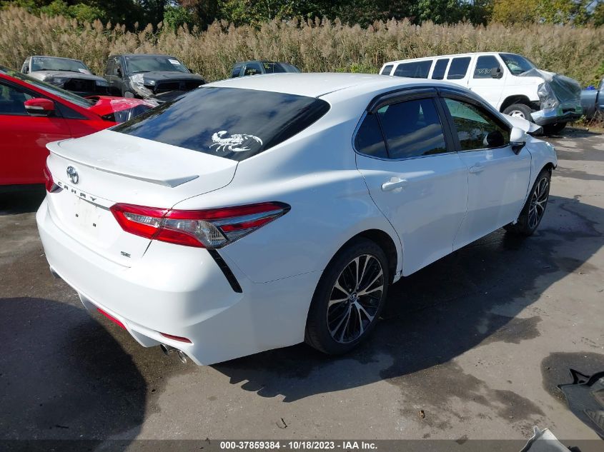 4T1B11HK4JU151530 2018 Toyota Camry Se