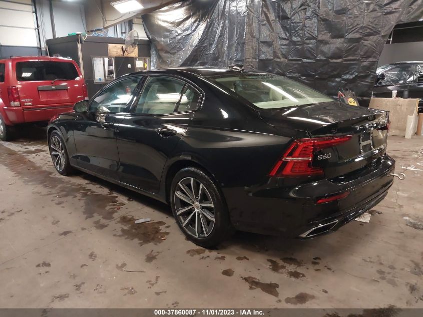 2022 Volvo S60 B5 Momentum VIN: 7JRL12FZ0NG172251 Lot: 37860087