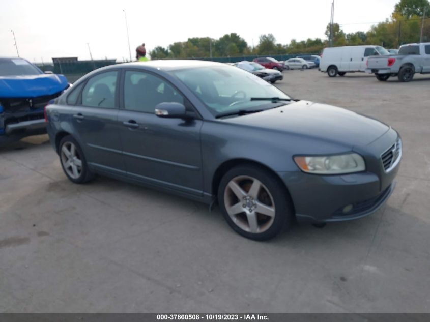 2008 Volvo S40 2.4I VIN: YV1MS390682382240 Lot: 37860508