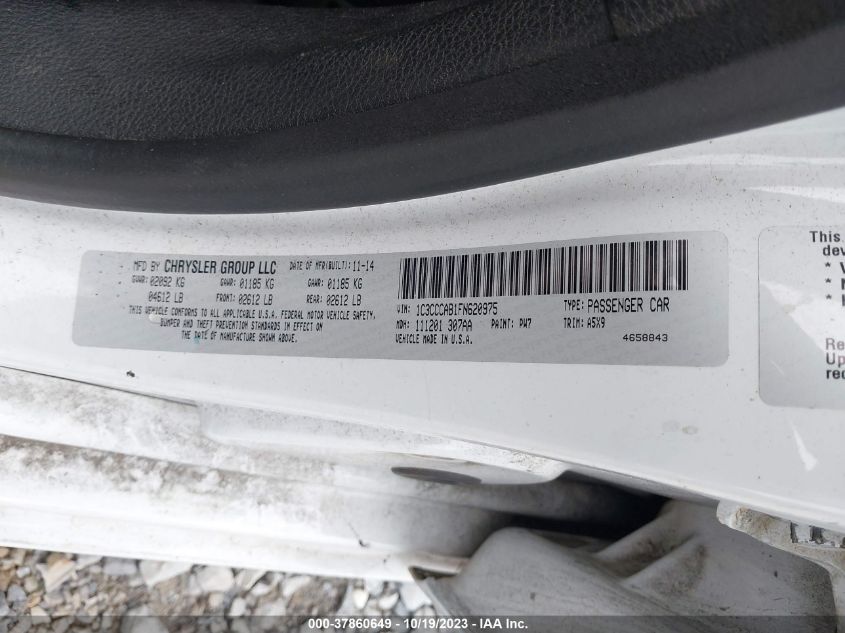 2015 Chrysler 200 Limited VIN: 1C3CCCAB1FN620975 Lot: 37860649