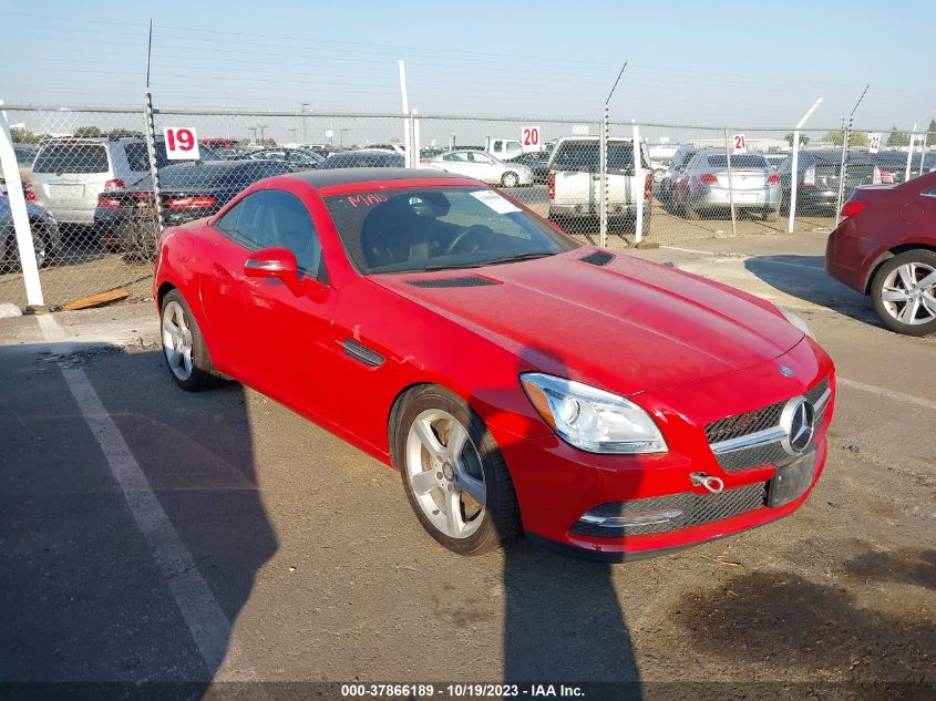 VIN WDDPK4HA6FF099996 2015 Mercedes-Benz SLK-Class,... no.1