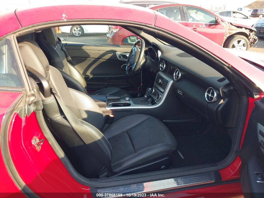 VIN WDDPK4HA6FF099996 2015 Mercedes-Benz SLK-Class,... no.5