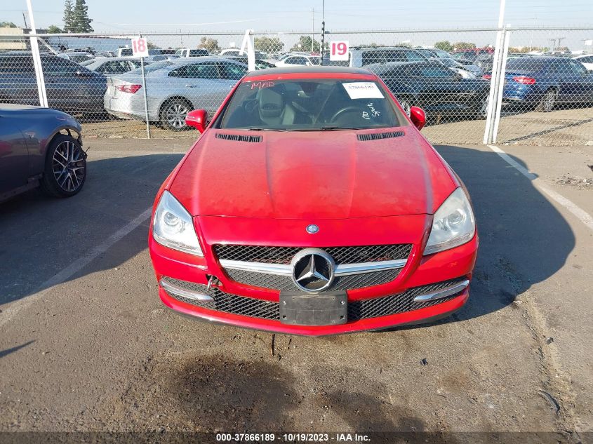 VIN WDDPK4HA6FF099996 2015 Mercedes-Benz SLK-Class,... no.6